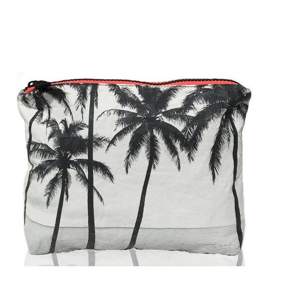 Aloha Collection Splashproof Travel Pouch - Picture 1 of 5